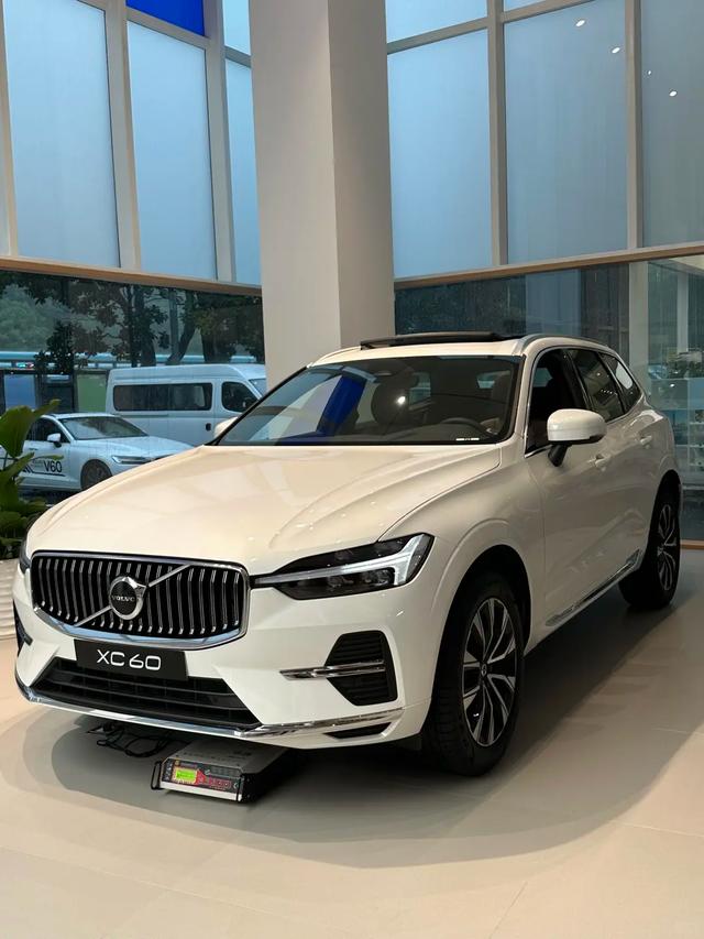 沃尔沃XC60优势全解析：设计、安全、驾驶体验与性价比深度探讨
