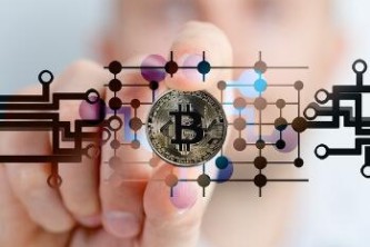以太坊价格动态分析：最新走势与未来展望，监管与机构影响解析